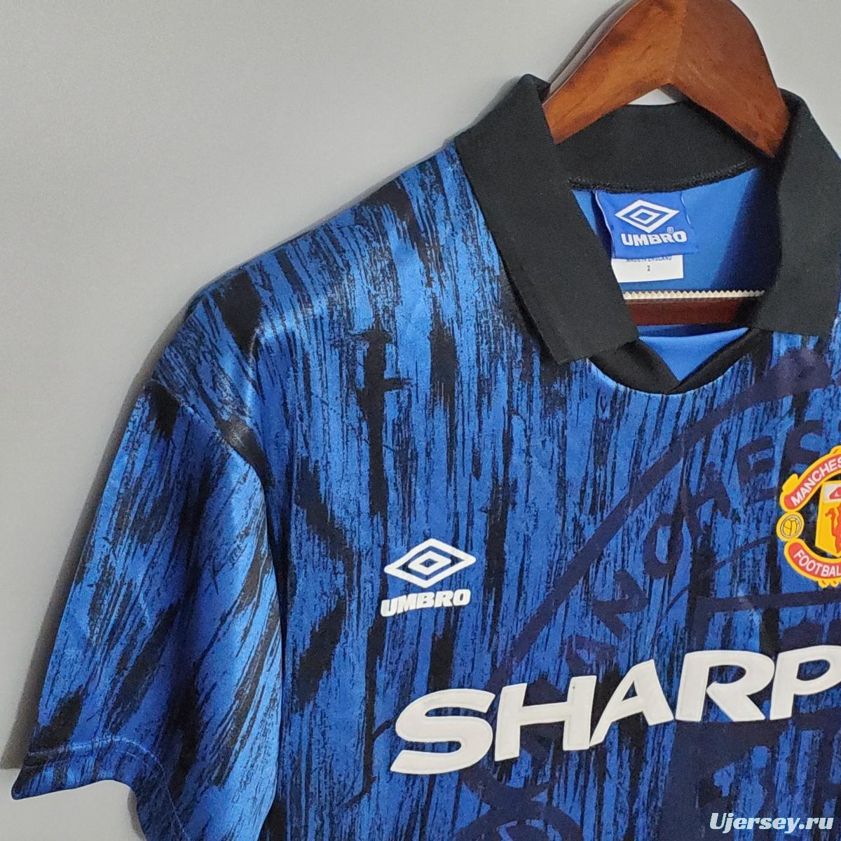 Retro 92/93 Manchester United in the away Soccer Jersey