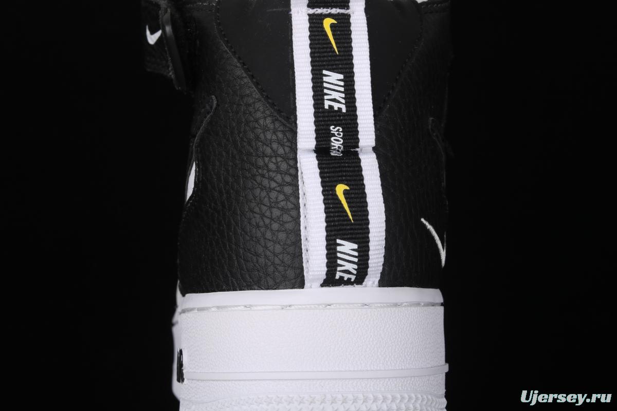 NIKE Air Force 1 Mid'07 Lv8 white and black simple edition OW letter casual board shoes 804609-103