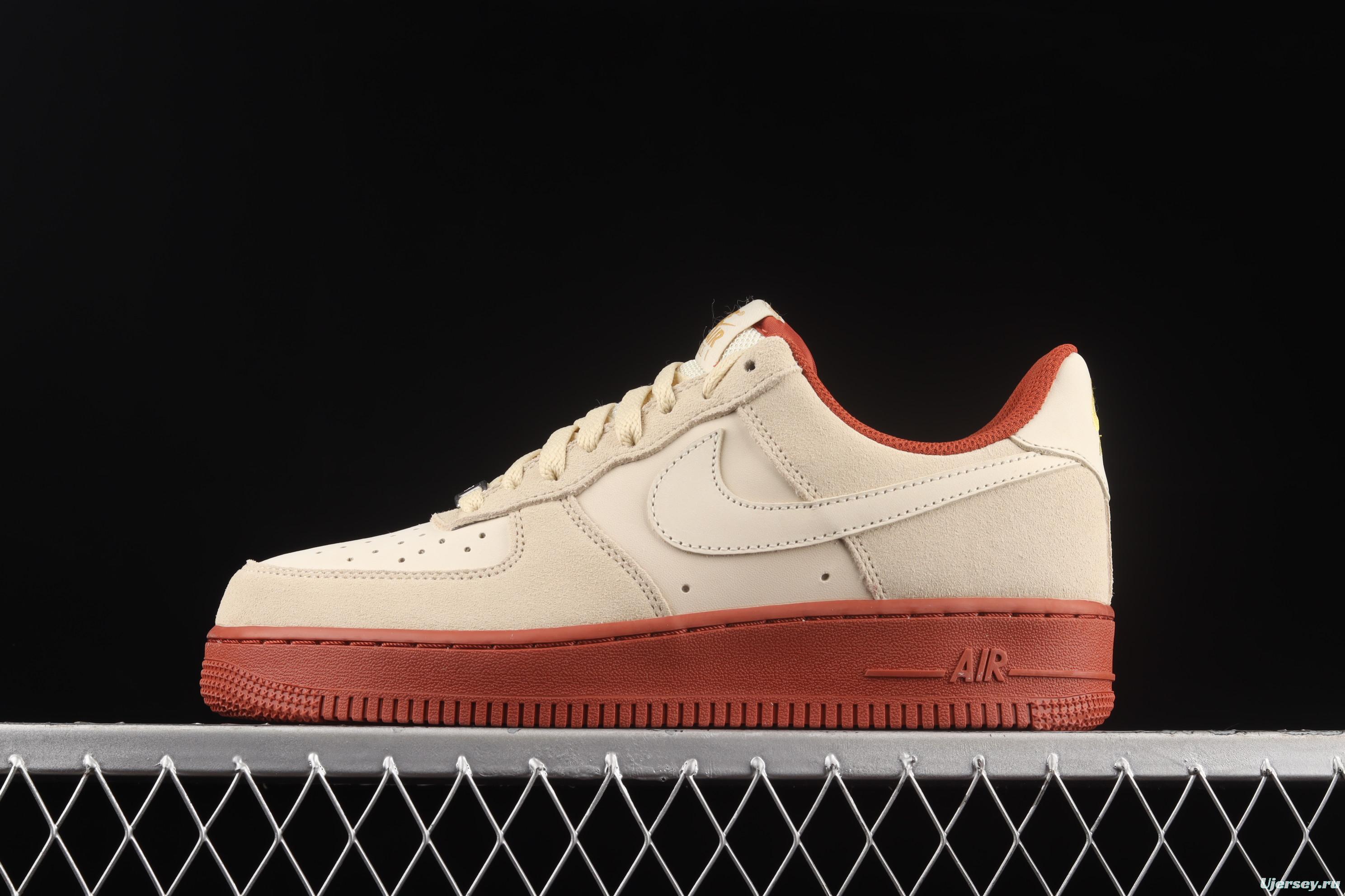 NIKE Air Force 1x07 SE beige / brick red suede spliced low-top casual board shoes AA1391-111,