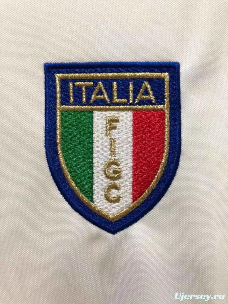 Retro 1982 Italy Away White Soccer Jersey