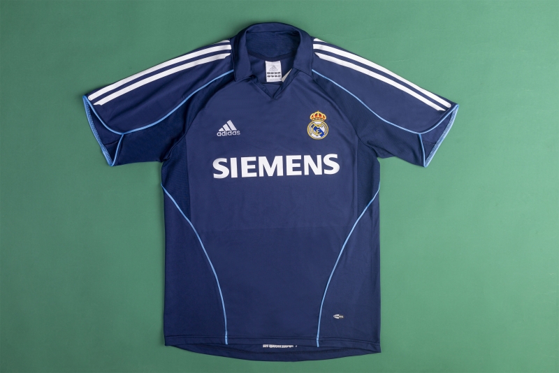 RETRO 05/06 Real Madrid Away Soccer Jersey