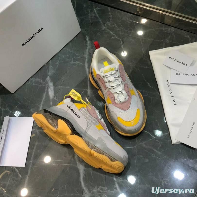 Men/Women Balenciaga Triple S  Sneaker Pink/Grey