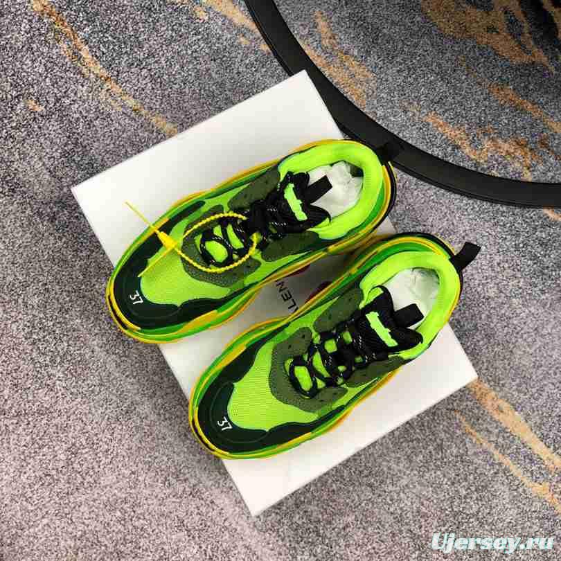 Men Balenciaga Triple-S Sneaker Green