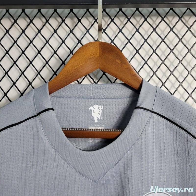 Retro 07-08 Manchester United Gray Goalkeeper Jersey