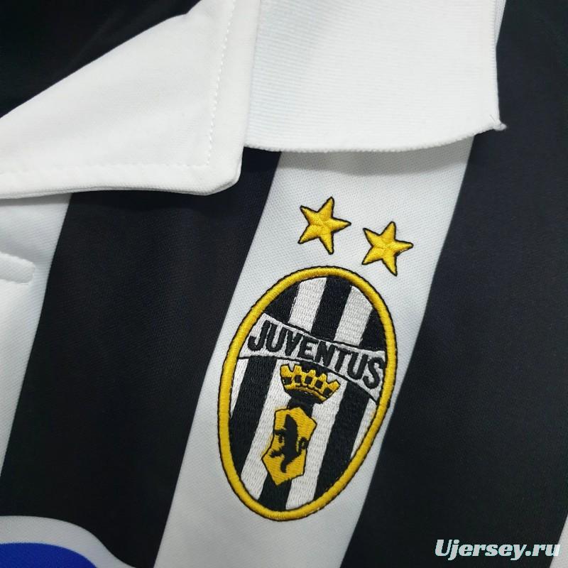 Retro 99/00 Juventus Home Jersey