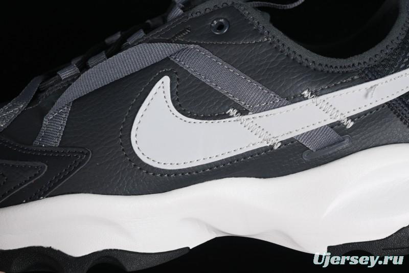 Nike TC 7900 Retro Chunky Dad Shoes with Reflective Swoosh and Cushioned Sole - DD9682-001