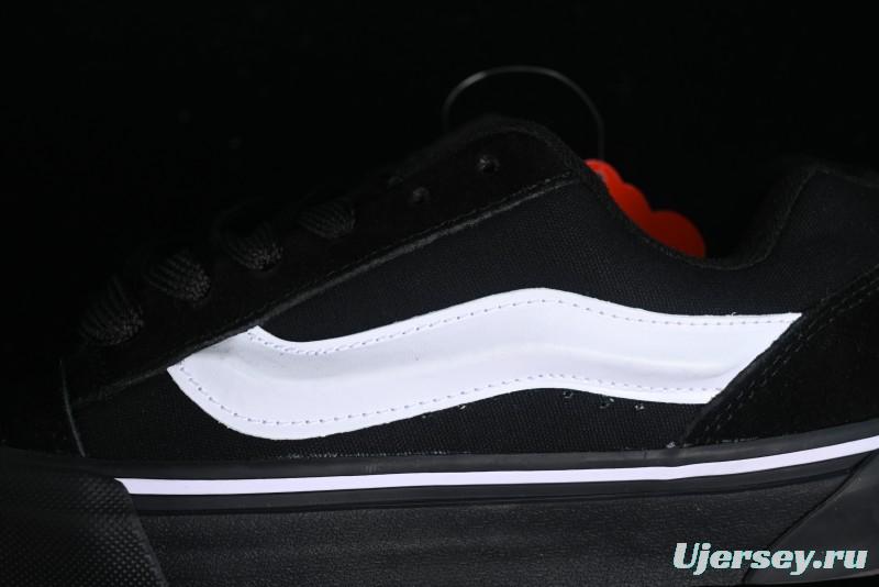 Vans Classics Knu Skool Retro Skate Shoes with Thickened Tongue and Oversized Toe - VN0009QCB9P