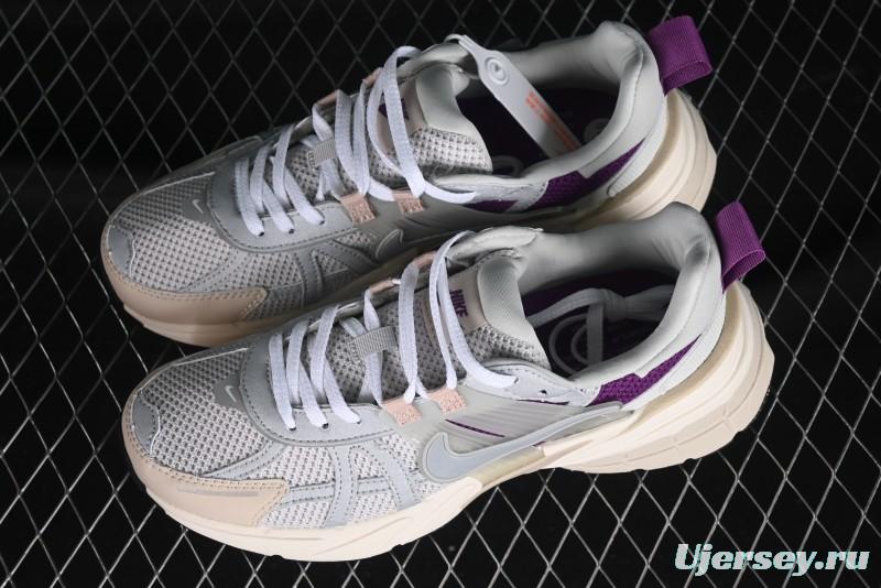 Nike Runtekk V2K Retro Low-Top Running Shoes with Cushlon Foam and Anti-Slip Design - HF4305-072