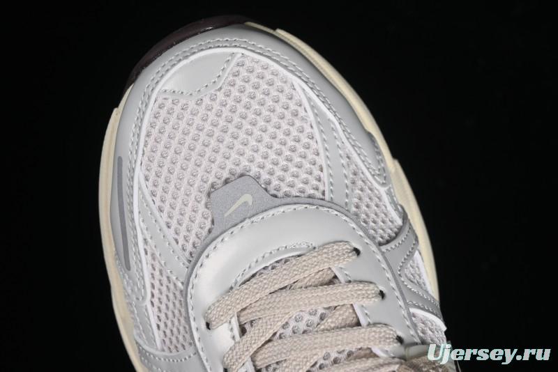 Nike V2K Runtekk 3XL Low-Top Retro Running Shoes with Shock Absorption and Anti-Slip Design - FD0736-103
