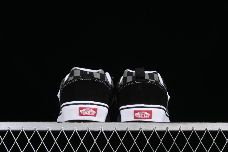 Vans Classics Knu Skool Retro Skate Shoes with Thick Tongue and Oversized Toe - VN0009QCB9P