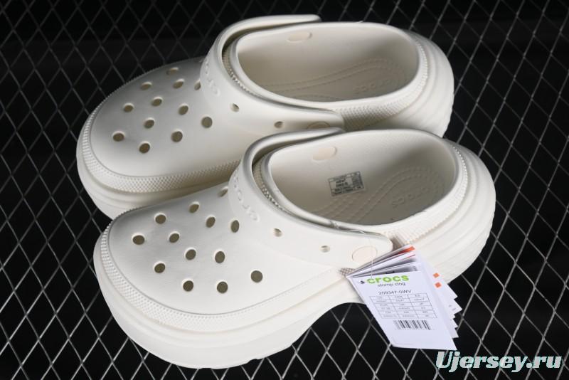 Crocs Classic Clog Retro Beach Sandals with Adjustable Heel Strap and Thick Sole - B.D4