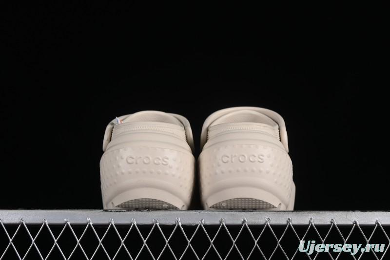 Crocs Classic Clog Snow House Retro Beach Clogs with Adjustable Heel Strap - B.D4