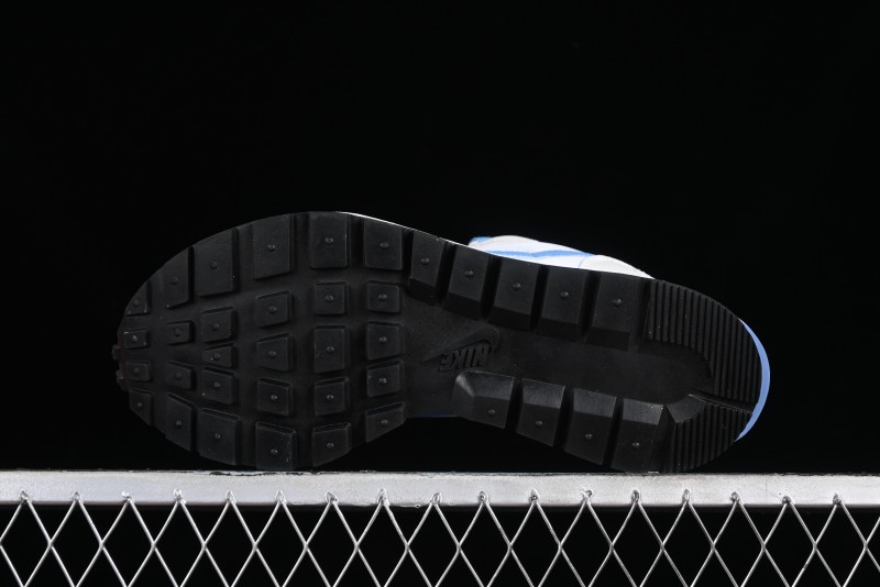 Nike Sacai VaporWaffle 3.0 Deconstructed Sneakers with Overlapping Swoosh and Double Tongue - DD1875-101