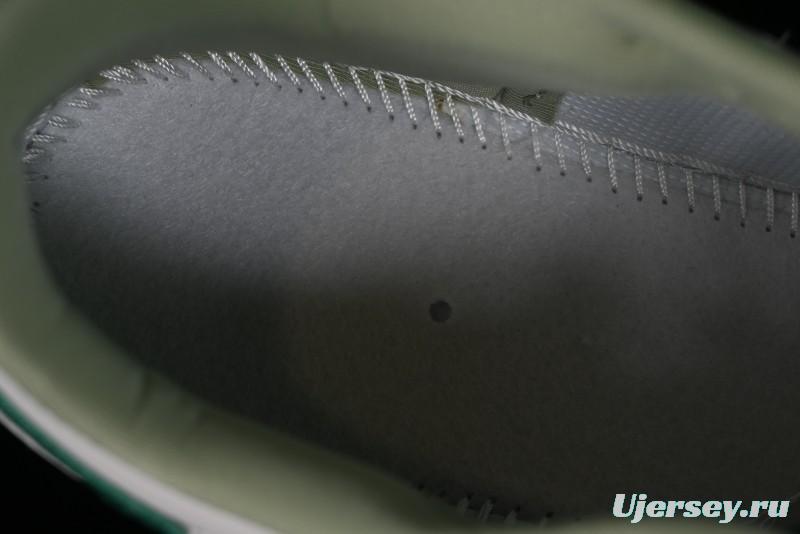 Nike SB Dunk Low UN Collaboration - White Green Swoosh Anniversary Custom Low-Top Casual Skate Shoes - DQ1098-359