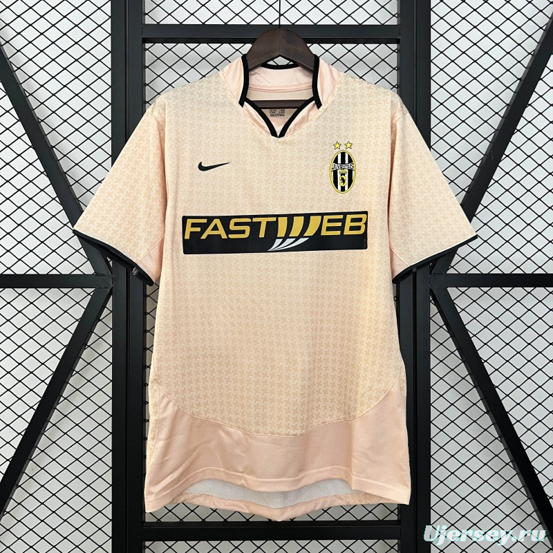 03/04 Retro Juventus Away Jersey