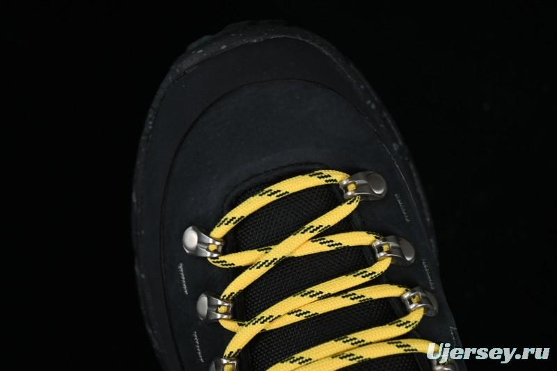 HOKA ONE ONE Tor Summit Low-Top Running Shoes with Geometric Cushioning for Stability and Traction - 1147952 BBLC