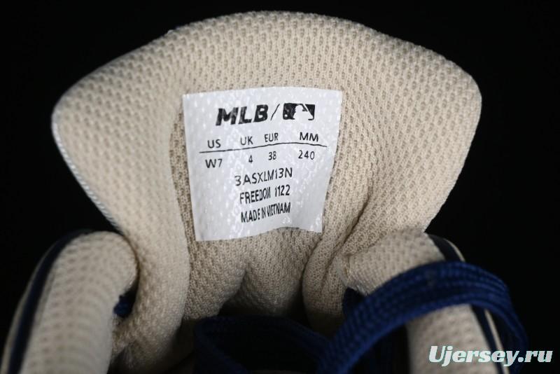 MLB Chunky Liner New York Yankees Lightweight Platform Sneakers with 6cm Height Increase - 3ASXLM13N43BGL