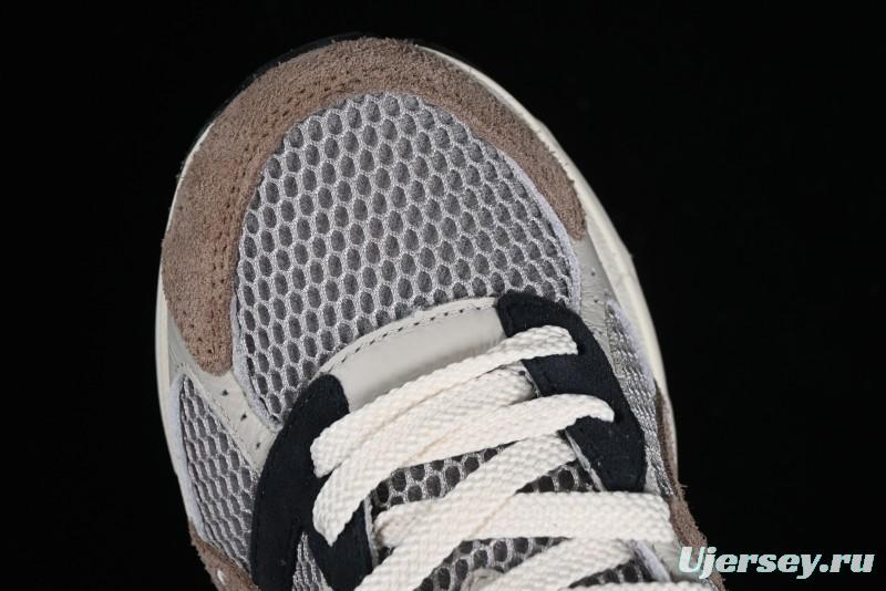 Asics Tiger GEL-1130 Low-Top Casual Running Shoes with GEL Cushioning and Outdoor Style - 1201A487-020