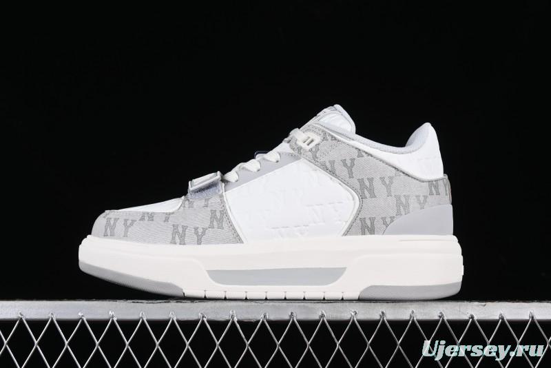 MLB Chunky Liner New York Yankees Sneakers with Lightweight Thick Sole and Hook Loop Closure - 3ASXCMM4N50GRS