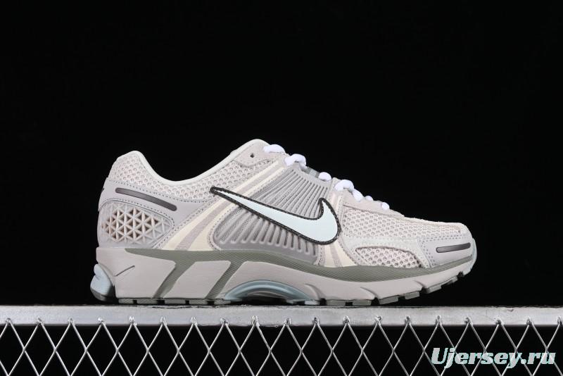 Nike Zoom Vomero 5 SP Retro Classic Casual Running Shoes with EVA Midsole - FZ3653-104