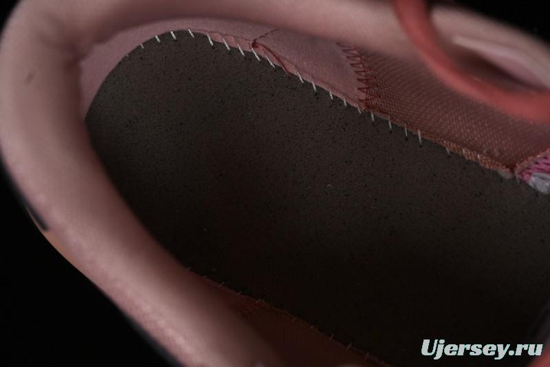 Dior B30 Sneakers with Reflective CD30 Logo and Lightweight Rubber Sole - CD30