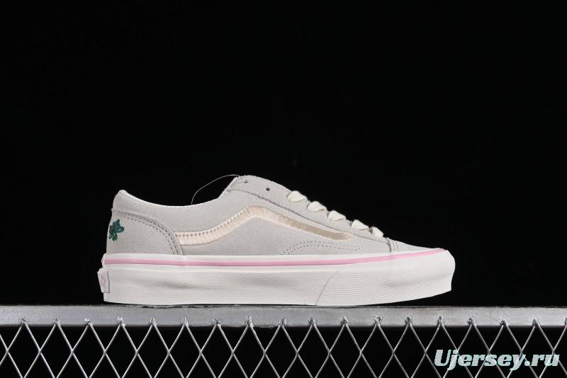 Vans Style 36 Low-Top Skate Shoes with Embroidered Details in Cream - VN000CRPGRN