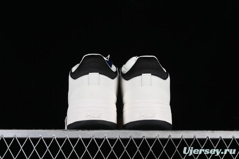 MLB Chunky Liner New York Yankees Hook & Loop Lightweight Platform Sneakers with 6cm Height Increase - 3ASXLMB3N50BKS