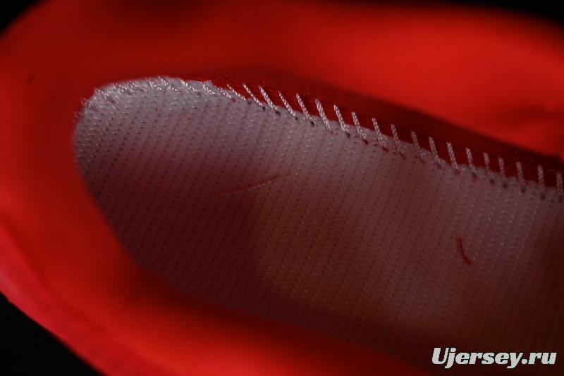 Nike Zoom Fly 6 Lightweight Responsive Running Shoes with Flyknit and React Technology - FN8454-600