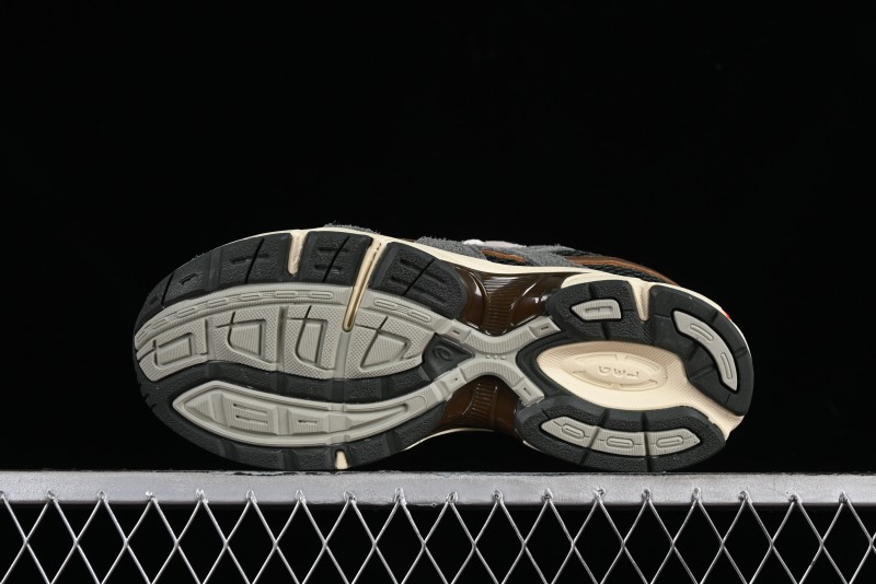Asics Tiger GEL-1130 Low-Top Retro Running Shoes with GEL Cushioning and Durable Outsole - 1201A924-300