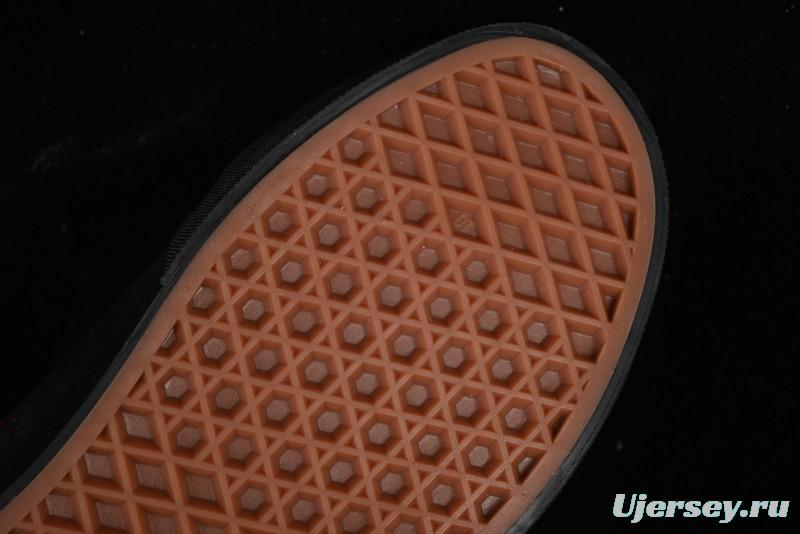 Vans Knu Skool High Street American Retro Canvas Skate Shoes in Black Red - VN0009BCRTU