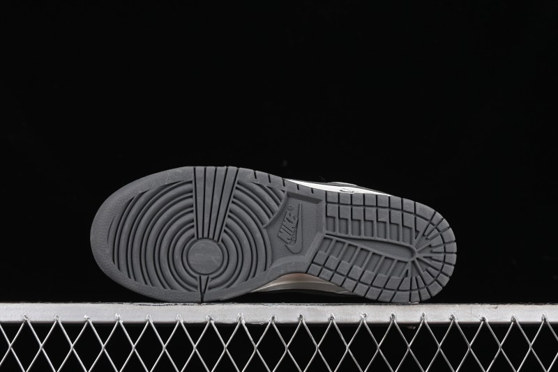 Nike SB Dunk Low Violent Bear Collaboration - Woven Grey Check Anniversary Custom Low-Top Casual Sneakers - KK1888-004