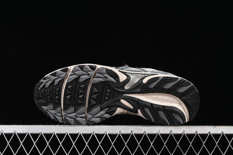 Asics Gel-Kahana TR V4 Running Shoes with FF BLAST PLUS Cushioning - 1203A497-200