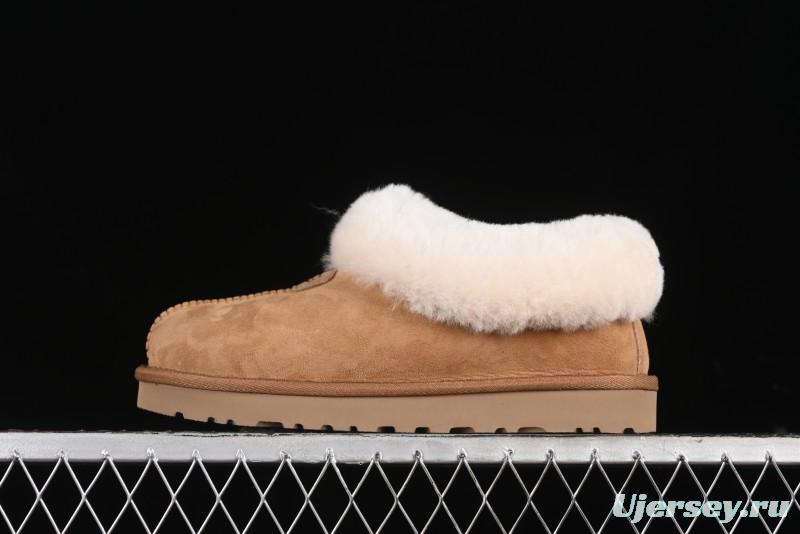 UGG Classic Short II Mini Boots with Genuine Australian Sheepskin and TREADLITE Outsole - 1134810