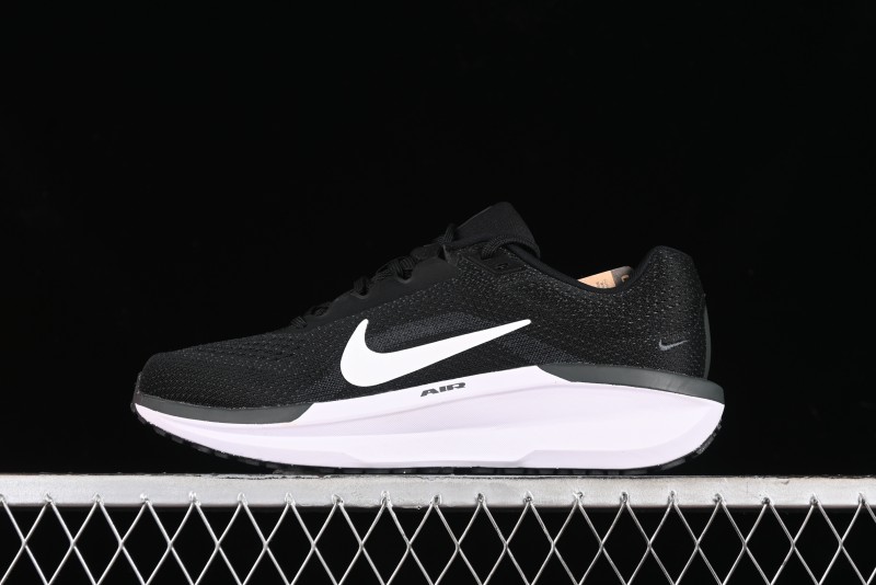 Nike Zoom Winflo 11 Breathable Mesh Cushioned Running Shoes with Air Cushion - FJ9509-001