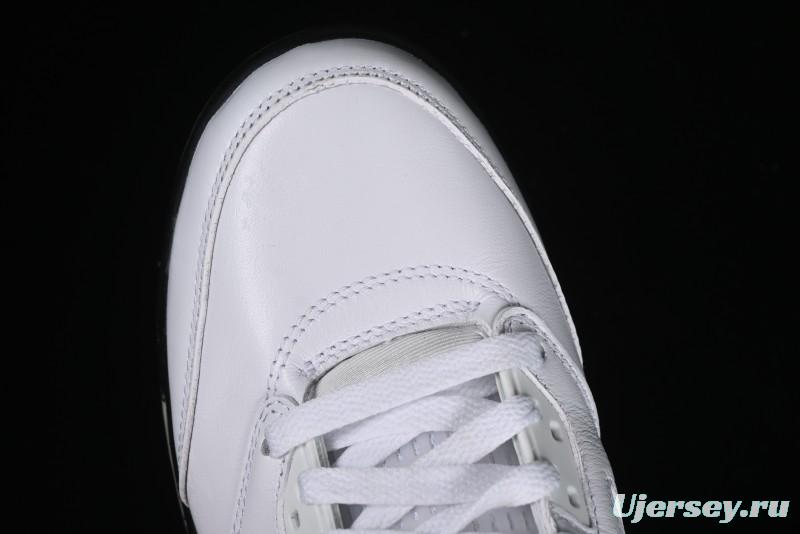 Nike Air Jordan 5 Retro Basketball Shoes in White/Silver/Black - DD0587-110