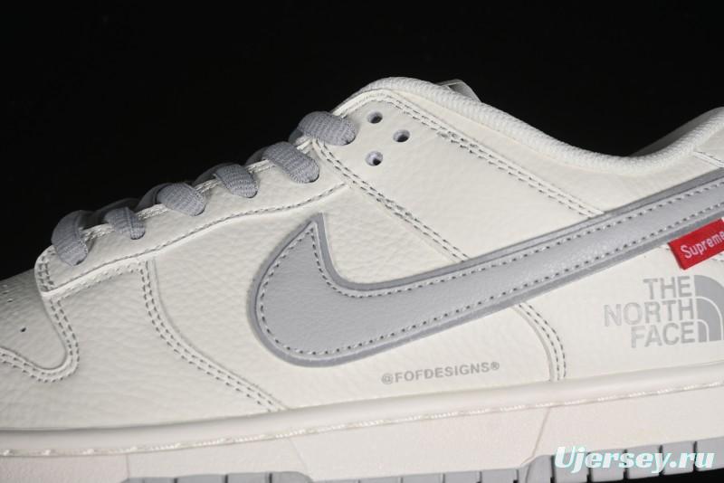 Nike SB Dunk Low Supreme x THE NORTH FACE Skate Shoes - BM0234-502