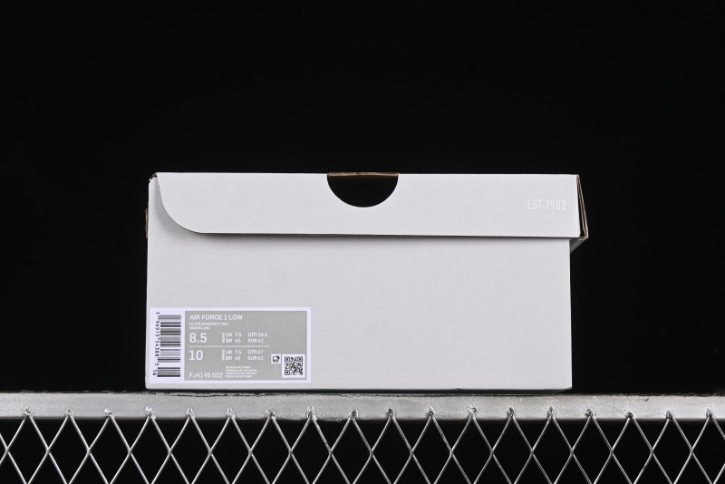 Nike Air Force 1 '07 Low Casual Sneakers with Full-Length Air Cushion - FJ4146-002