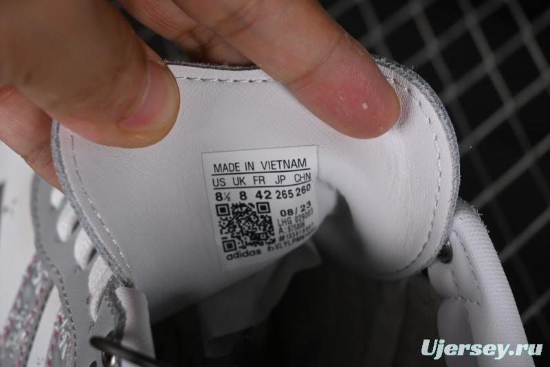 Adidas Originals Samba OG Low-Top Casual Sneakers with Panda Mischief Parachute Academy Design - B75806