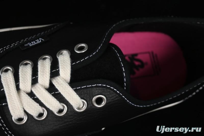 Vans Authentic Low-Top Canvas Sneakers with Vulcanized Sole - VN000BW5BPR