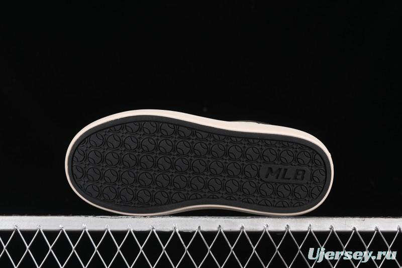 MLB Chunky Classic Base New York Yankees Lightweight Platform Casual Sneakers - 3ASXBMN4N50BKS