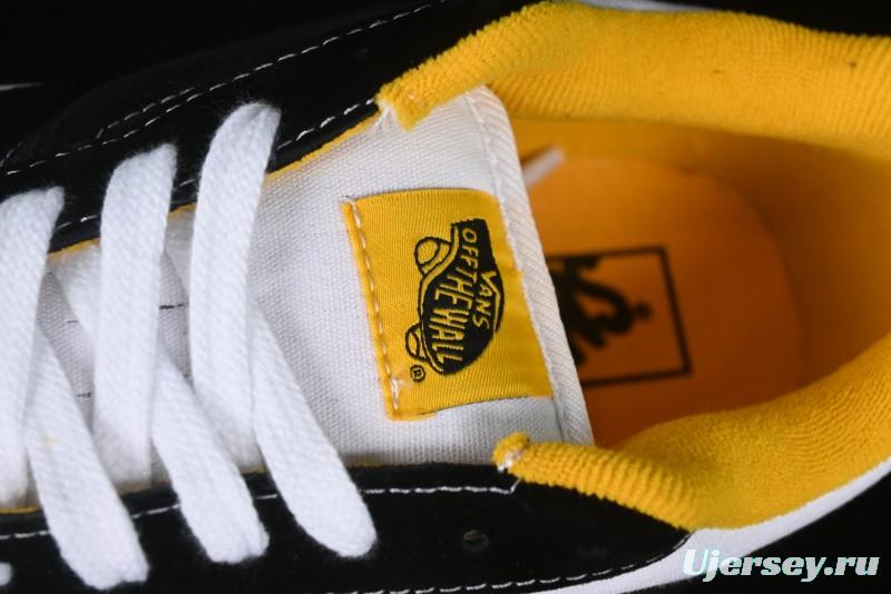 Vans Knu Skool Low-Top Retro Casual Vulcanized Slip-On Sneakers in Black White Yellow - VN000D6C6RJ