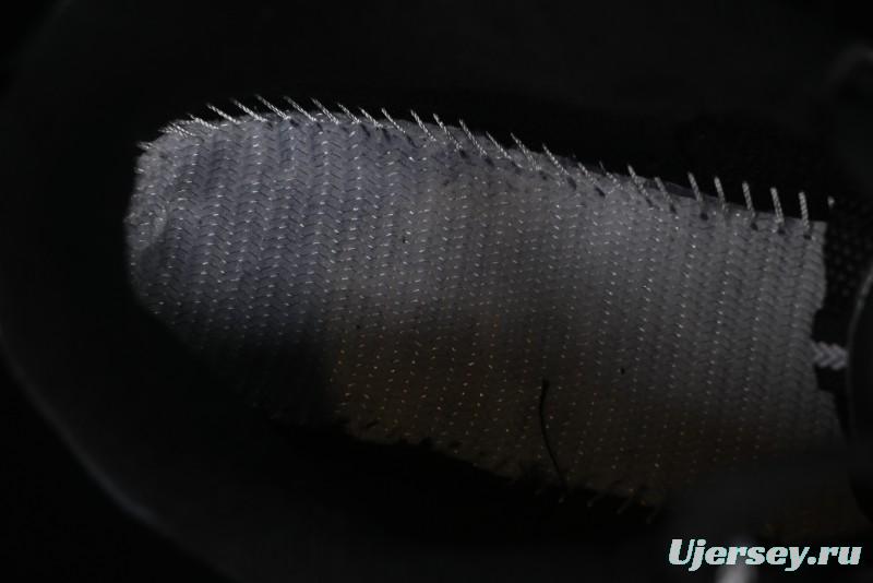 Nike Air Humara Retro Trail Running Shoes with 1990s Style - FJ7098-002