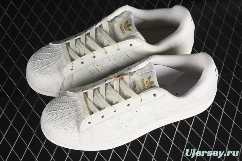 Adidas Superstar HQ6668 Casual Sneakers with Shell Toe Design