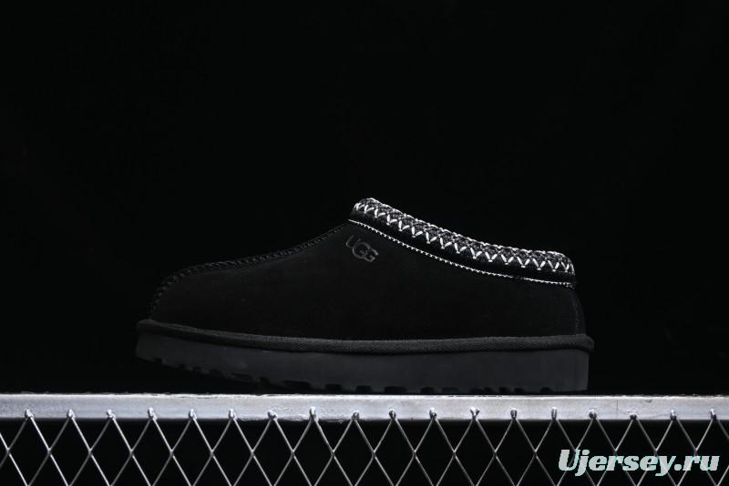 UGG Classic Mini II Snow Boots with TREADLITE Outsole - 5955