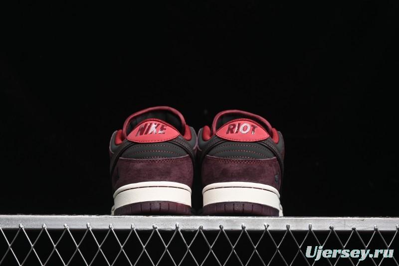 Nike SB Dunk Low Bordeaux Red Skate Shoes Collaboration with Riot Skateshop - FZ1289-200