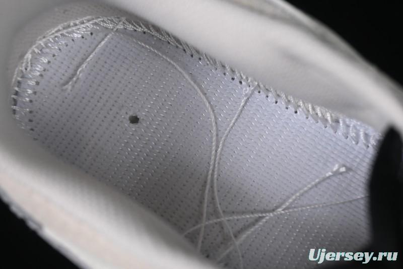 Nike SB Dunk Low UN Collaboration Anniversary Custom Sneakers with Black Swoosh - DJ2024-068