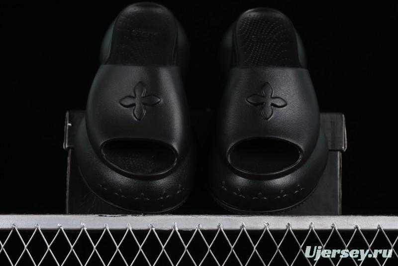 SMFK COMPASS Embossed One-Word Platform Slides - E9066