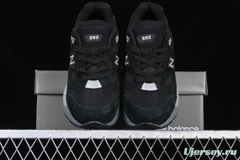 New Balance Made In USA 992 Classic Retro Running Shoes with Superior Cushioning - M992BL