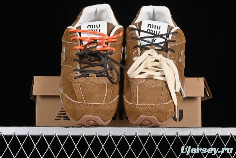 Miu Miu x New Balance 530 Low-Top Retro Running Sneakers with Deconstructed Design - AJD4