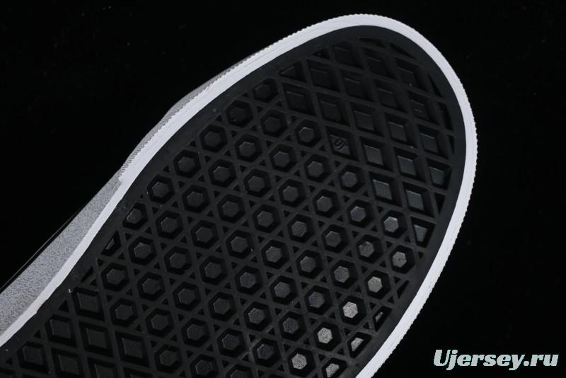 Vans Buzz Old Skool Peace Dove Classic Canvas Patchwork Low-Top Skate Shoes - VN000CR5BPB